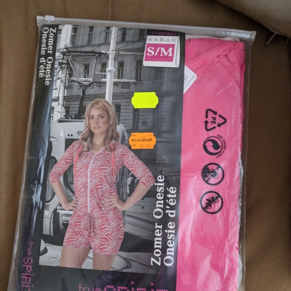 Jumpsuit - Picture 1 of 3